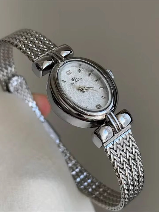Mini Oval Watch – Silver